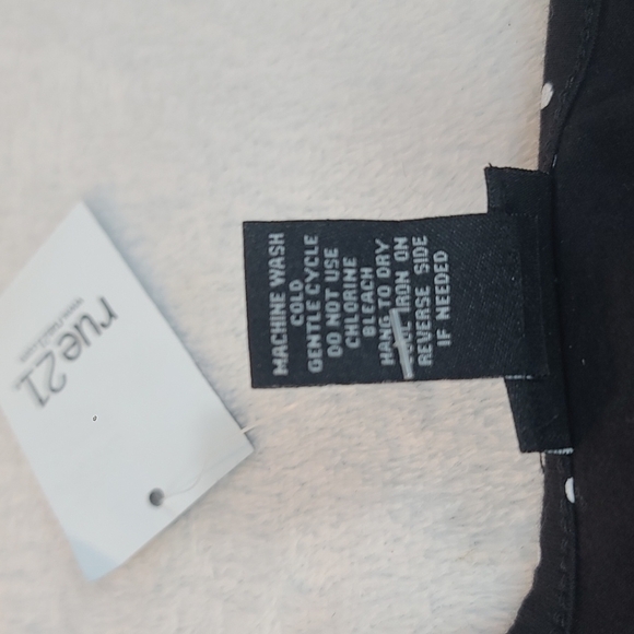 NWT Rue21 Polka Dot Dress| Women's Size Medium | V- Back With Bow - Picture 3 of 8